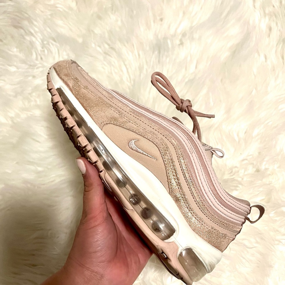 2017
Wmns Air Max 97 SE 'Particle Beige'